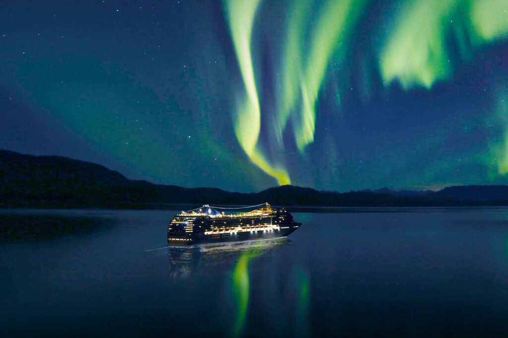 TAL-msc-poesia-alaska-nothern-lights-MSCALASKA1024-266b52fdcec34cdb8ab9f1a61b375ee0